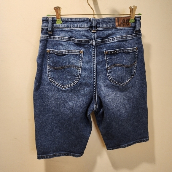Lee Slim Fit High Waist Washed blue Denim Shorts size 4 - Picture 2 of 10